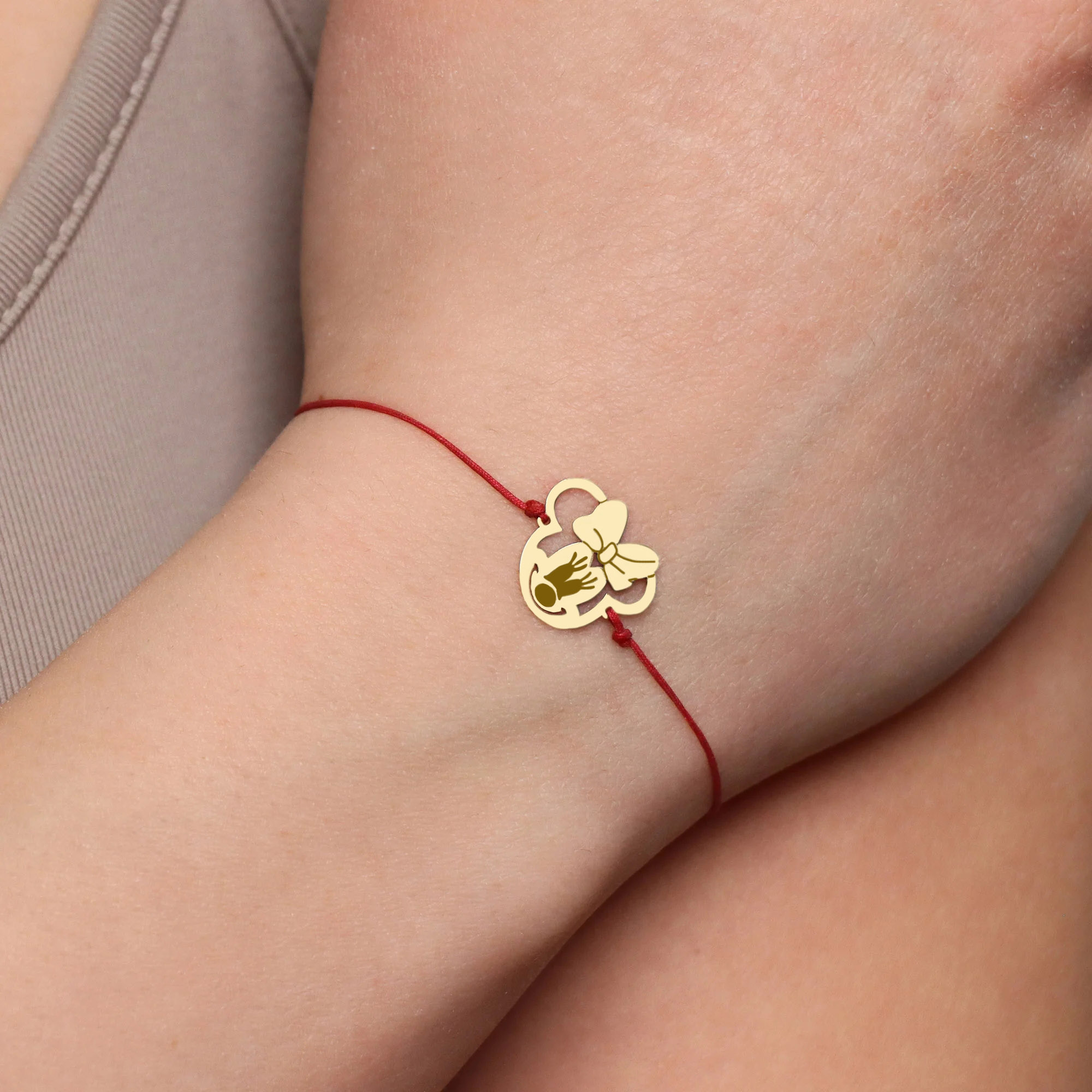 Bratara snur cu pandant Minnie din aur galben de 14k – | MOHI